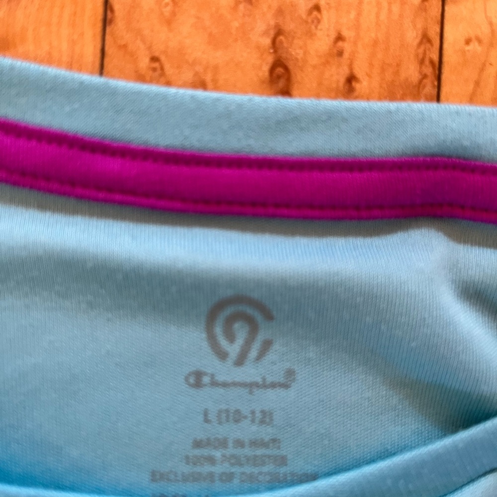 Active shirts - Picture 3 of 3